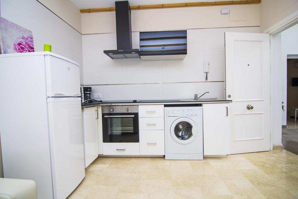 Apartamentos Centro Puerto De Santa Maria เอลปูแอร์โต เด ซานตามาริอา ภายนอก รูปภาพ