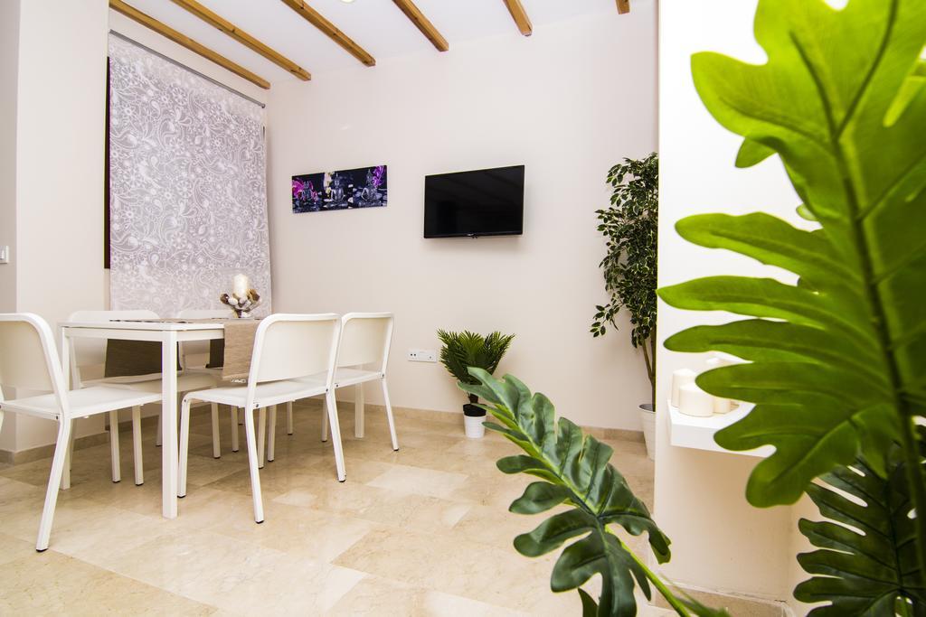 Apartamentos Centro Puerto De Santa Maria เอลปูแอร์โต เด ซานตามาริอา ภายนอก รูปภาพ